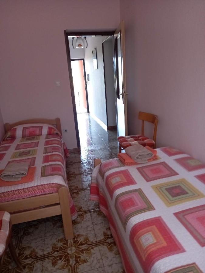 Apartment Parenzana Bibali 65 A 52460-布耶 外观 照片