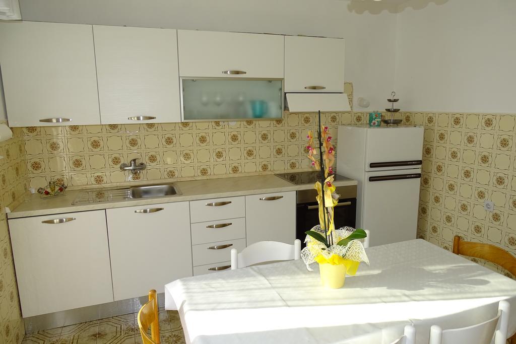 Apartment Parenzana Bibali 65 A 52460-布耶 外观 照片