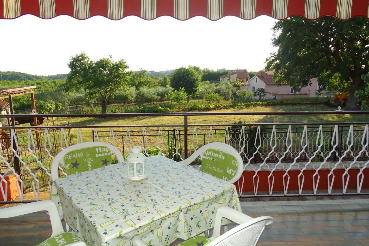 Apartment Parenzana Bibali 65 A 52460-布耶 外观 照片