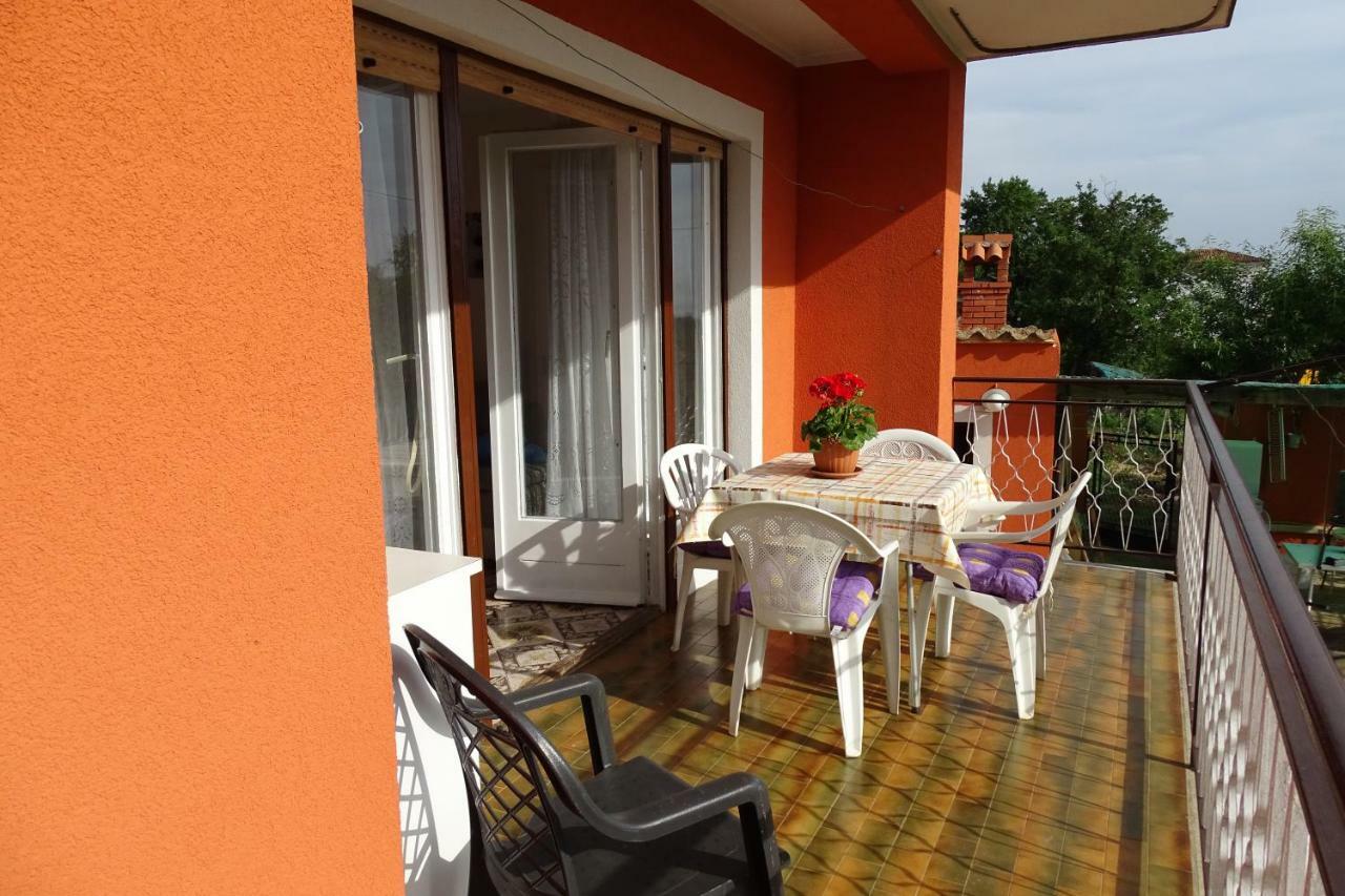 Apartment Parenzana Bibali 65 A 52460-布耶 外观 照片